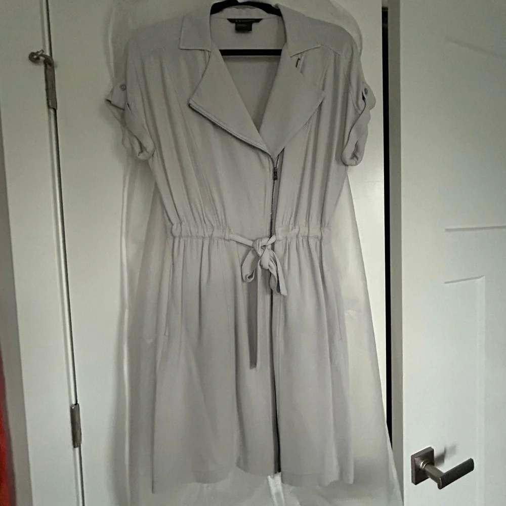 Grey Armani Exchange dress, size 4. Excellent condition, worn once. - Picture 13 of 14